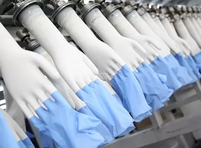 Инновации в производстве нитриловых перчаток: улучшение комфорта и защиты