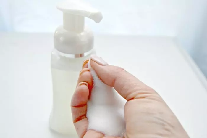 DIY-foam-soap-novate2.jpg